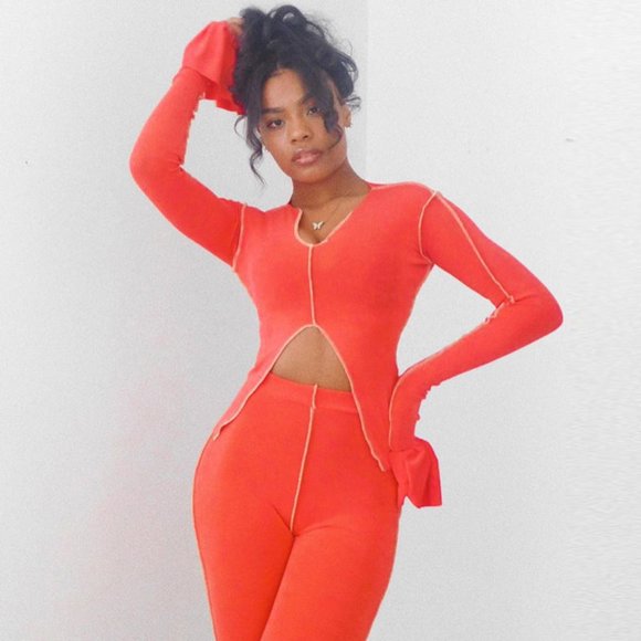 Delilah 2 piece Set - Picture 3 of 5